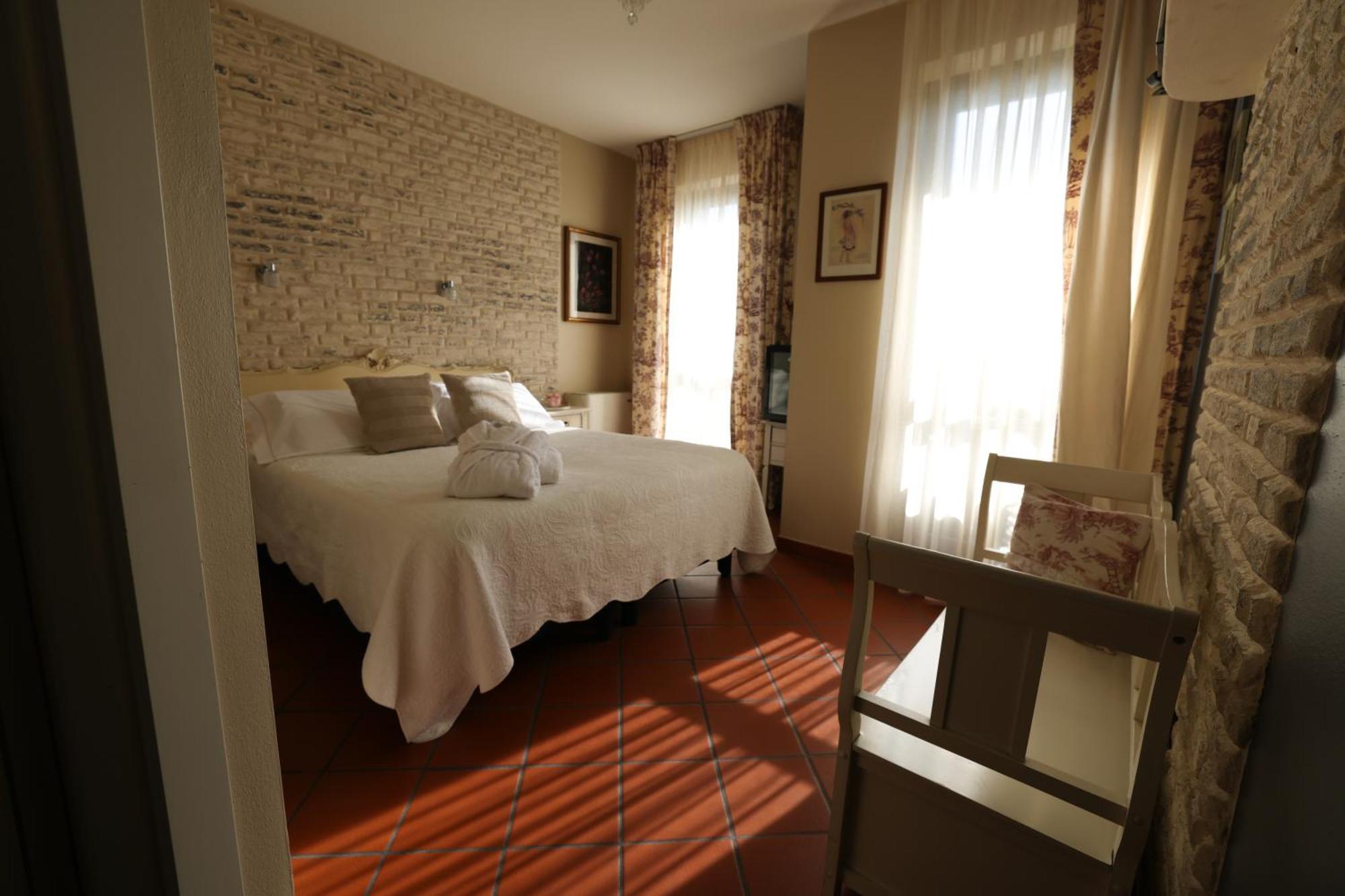 Hotel Florence Manerba del Garda Buitenkant foto