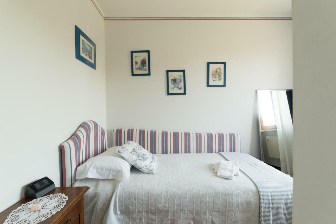 Hotel Florence Manerba del Garda Buitenkant foto